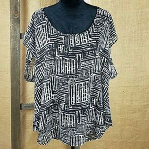 Torrid women's plus size sheer short sleeve shirt